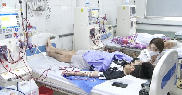 Người đàn ông 28 tuổi ngửi mùi rượu bia là... sợ nhưng suy thận cấp: Hóa ra tại 1 loại nước 