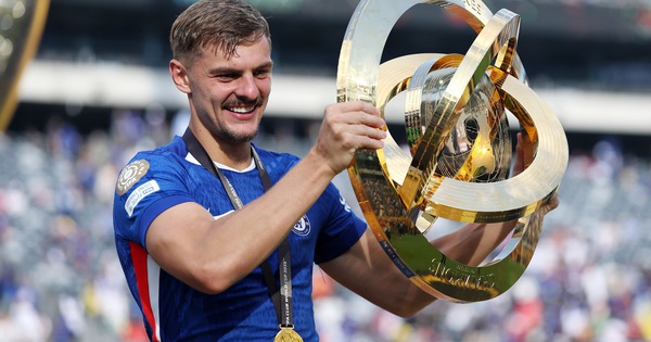CĐV Malaysia muốn nhập tịch nhà vô địch World Cup giá hơn 1000 tỷ đồng và cái kết phũ phàng