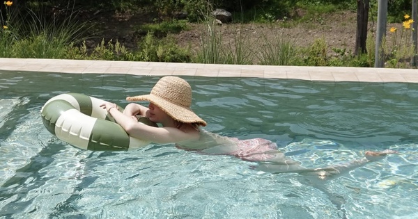 135.000 lượt thích ảnh bikini của Song Hye Kyo