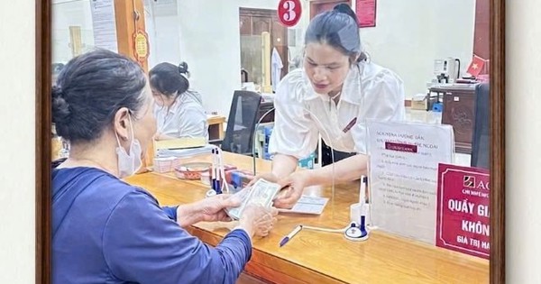 Phát hiện nội dung tin nhắn lạ, nhân viên ngân hàng Agribank giúp người mẹ ở Ninh Bình thoát vụ lừa đảo tinh vi khi 