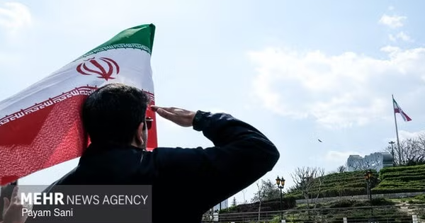 Tại sao Mỹ không thể chấp nhận một Iran mạnh mẽ và độc lập?