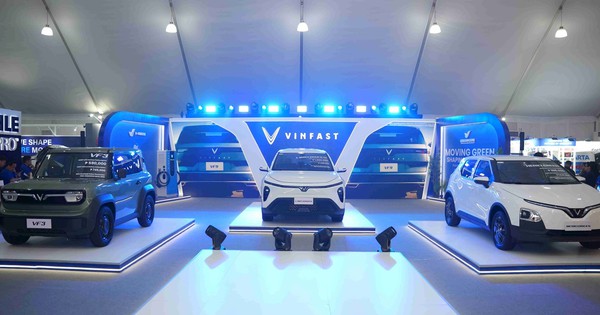 Lần đầu tiên VinFast mang gian hàng 240 m² đến một triển lãm đặc biệt tại Philippines