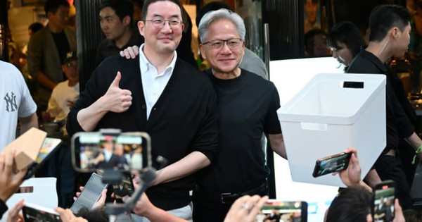 CEO Jensen Huang gặp lãnh đạo các DN có ảnh hưởng ở Hàn Quốc nhưng bàn ăn của họ được quan tâm hơn cả?