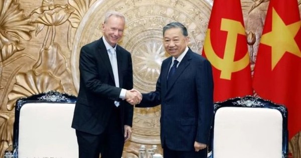 Gặp Tổng Bí thư, Chủ tịch nước, cựu CEO Google muốn hỗ trợ Việt Nam khai thác “mỏ vàng” trị giá 5.000 tỷ USD
