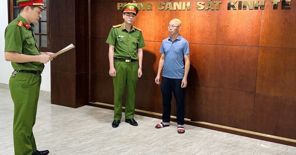 Ra quyết định khởi tố giám đốc công ty sản xuất nem chua rán Nguyễn Sĩ Phương SN 1975