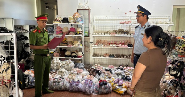 Ra quyết định khởi tố chủ cửa hàng giày dép Trần Thị Huệ SN 1993