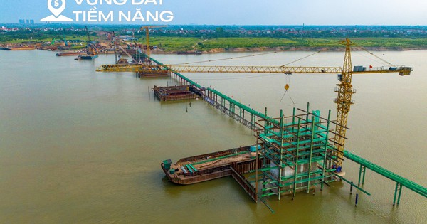 Ngắm cầu gần 10.000 tỷ xây nhanh bậc nhất Hà Nội, dự kiến hoàn thành trong chưa đầy 2 năm, kết nối đại đô thị của Vinhomes và Sun Group