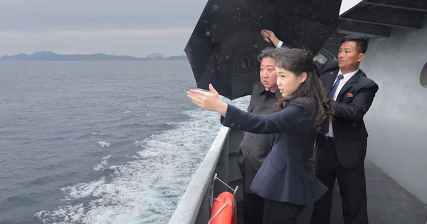 Ông Kim Jong Un thúc đẩy xây dựng hải quân hạt nhân