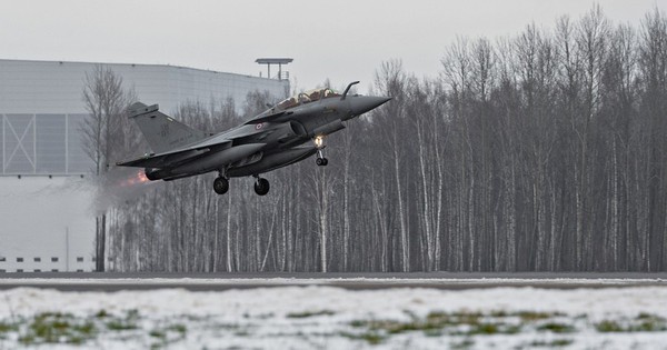 Đụng độ quy mô lớn giữa chiến đấu cơ Nga - Pháp trên không phận Baltic