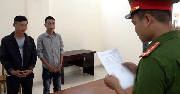 Tống đạt quyết định khởi tố chủ hộ kinh doanh phân bón Nguyễ