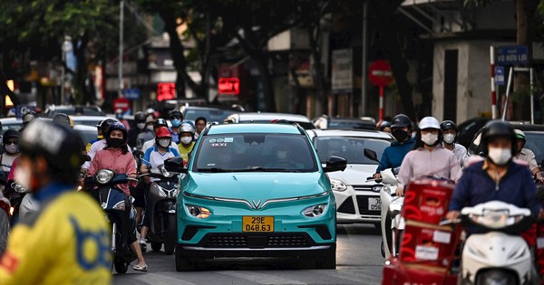 Không đâu “sướng” như Việt Nam: Xe điện giá rẻ ai cũng mua đ