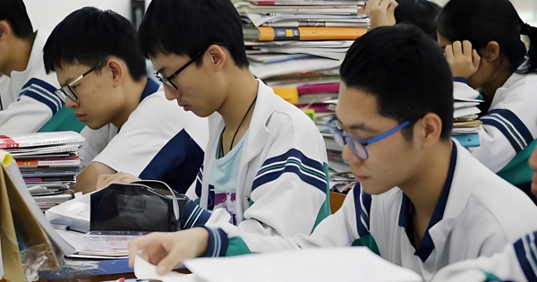 GVCN 20 năm tiết lộ: Học sinh sở hữu 4 dấu hiệu lạ
