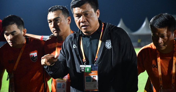 HLV U19 Thái Lan không ngán gặp Việt Nam, CĐV Mala