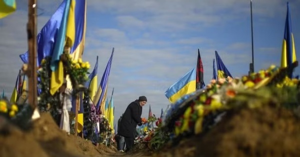 Quân đội Ukraine đang phải hứng chịu một loạt cái chết ‘kỳ l