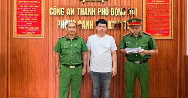 Ra quyết định khởi tố chủ kho hàng thời trang Trần