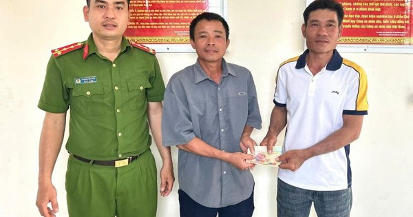 Được công ty chuyển khoản 10 triệu đồng kèm nội dung "thanh 
