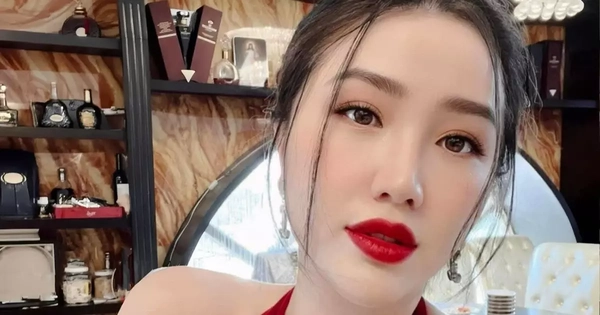 Làn sóng chê ca sĩ Việt lỗi thời