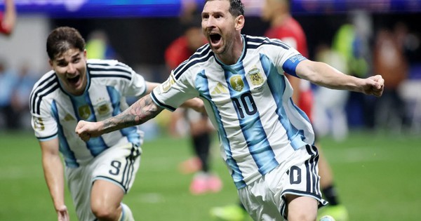 DIỄN BIẾN Argentina vs Thụy Sĩ: Messi, Alvarez đá chính