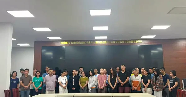 Vợ cựu Viện trưởng nhận tiền để can thiệp sắp xếp nhân sự theo 'giật dây' của 'bệnh nhân tâm thần'
