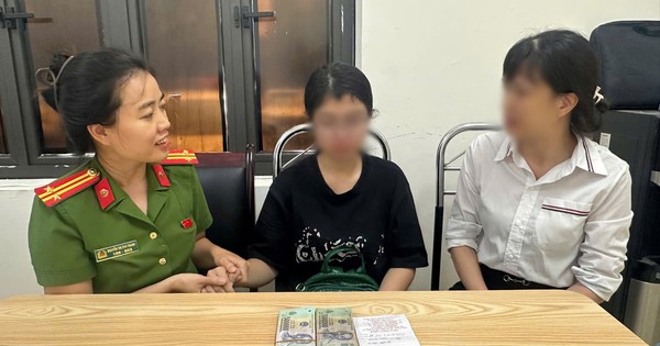 Nhân viên tiệm vàng ở Hà Nội kịp cứu nữ sinh khỏi bẫy lừa 700 triệu