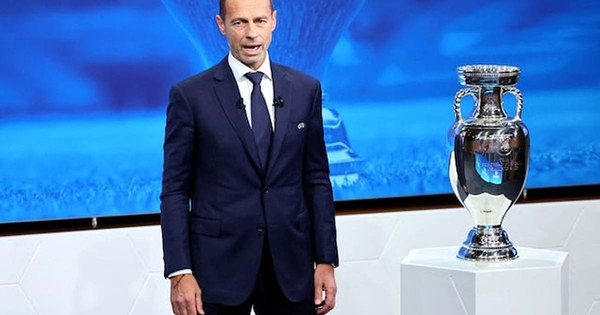 Chủ tịch UEFA tẩy chay chung kết World Cup để phản đối FIFA