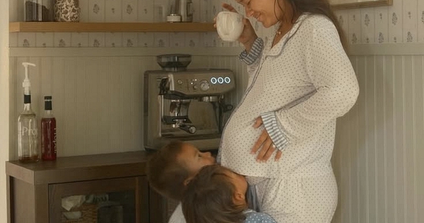 Sinh 1 con khiến phụ nữ "già" thêm 5 tuổi, nhưng sinh 3-4 con lại có thể sống thọ hơn: Khoa học nói gì về nghịch lý này?