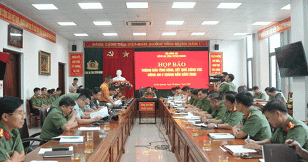 VIDEO: Công an Tuyên Quang thông tin điều tra vụ điểm Toán cao bất thường