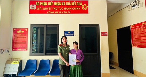 Tài khoản Facebook "Nguyễn Hữu Công" nhắn một câu, người vợ trẻ chuyển ngay 4,5 triệu đồng: Công an vào cuộc khẩn cấp