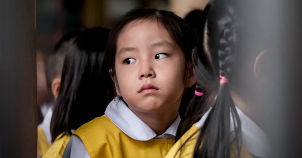 "Mẹ tớ bảo không được chơi với mấy đứa ở nhà thuê”: Câu nói của đứa trẻ tiểu học vạch trần nạn bắt nạt học đường ở Hàn Quốc