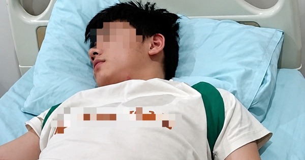Nam sinh 15 tuổi sốc nhiễm trùng nguy kịch: Bác sĩ cũng hoảng hốt khi lấy ra 2 thứ gỉ sét dài 10cm từ niệu đạo
