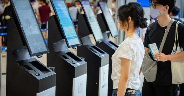 Nội Bài triển khai kiosk mới, xác thực hành khách trong khoảng 10 giây