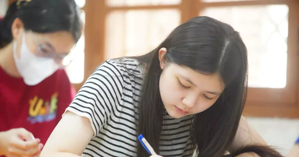 Bộ GD&ĐT bác bỏ thông tin Lịch sử trở thành môn tự chọn