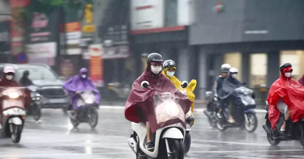 Từ chiều nay, miền Bắc chuyển mưa dông