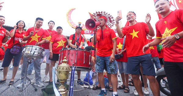 Hàng vạn CĐV hướng về Mỹ Đình chờ tuyển Việt Nam vào chung kết ASEAN Cup 2026