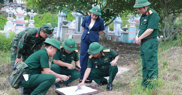 Khảo sát nơi nghi chôn cất khoảng 140 liệt sĩ tại khu vực núi đèo ở Huế