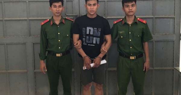 Bắt tạm giam môi giới bất động sản Phan Văn Phước SN 1992