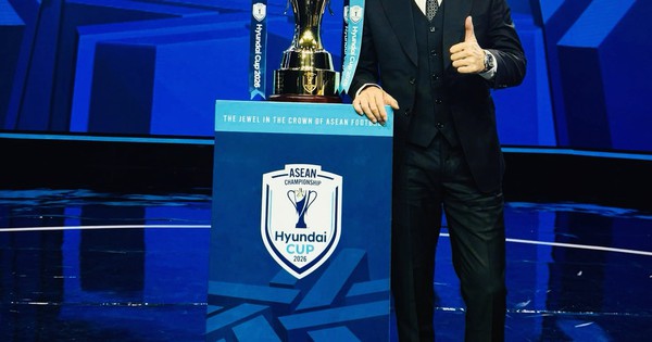 Lê Công Vinh xuất hiện đặc biệt với cúp vô địch ASEAN Cup 2026 tối nay