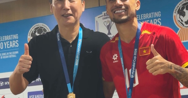 HLV Kim Sang-sik: “Hôm nay tôi xin phép nhận mình là “King” Sang-sik”