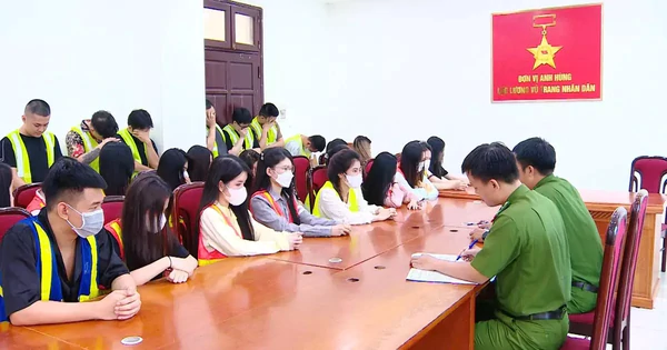 Triệu tập 47 đối tượng liên quan đường dây mua bán tinh dầu thuốc lá điện tử chứa ma túy