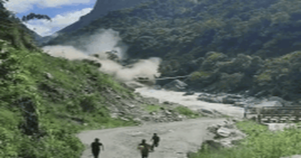 Nhân chứng kể chuyện thoát chết thần kì trong trận lũ quét ở biên giới Nepal - Trung Quốc