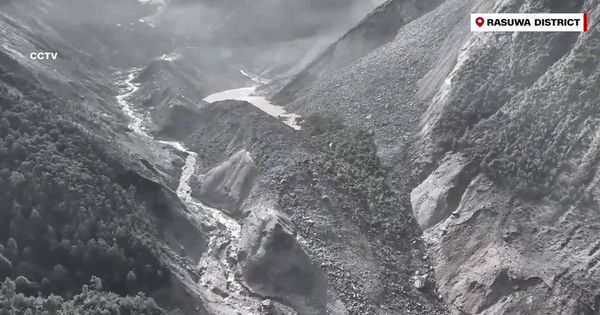 ‘Bom nước’ xuất hiện sau thảm họa lũ quét ở Nepal – Trung Quốc