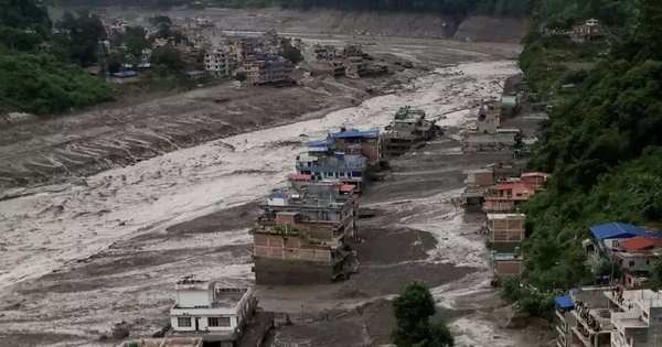 Bộ Ngoại giao thông tin tình hình công dân Việt Nam sau lũ quét ở biên giới Nepal – Trung Quốc