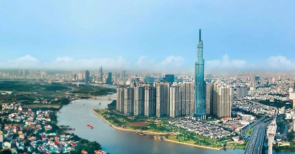 Tập đoàn Vingroup chính thức hỗ trợ 5 triệu đồng/người/tháng cho 16 con liệt sĩ ở Hải Phòng đến khi đủ 18 tuổi