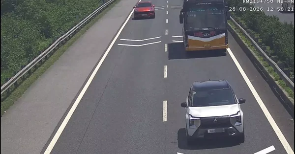 Cục CSGT: Tập trung xử lý xe kinh doanh vận tải vi phạm khoảng cách tối thiểu