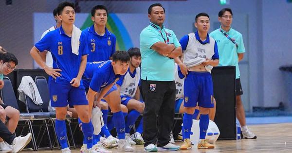 Dẫn 3-0 vẫn không thắng được tuyển Việt Nam, HLV Thái Lan lý giải