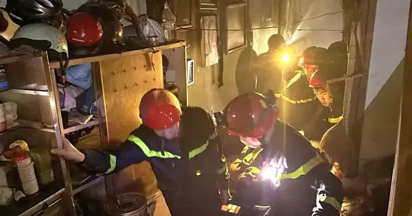 Cháy nhà ở TPHCM lúc rạng sáng, hai cha con tử vong