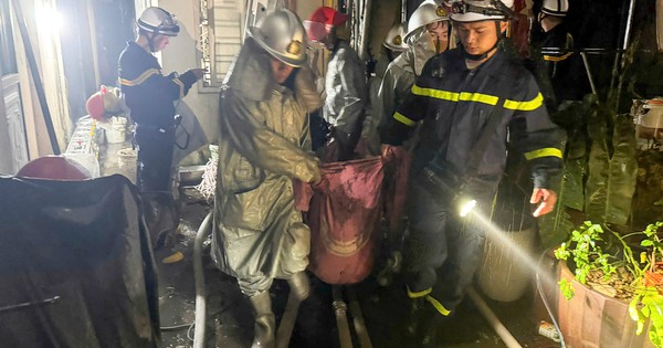 Hiện trường tan hoang vụ cháy nhà 5 người chết ở Hà Nội
