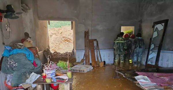 Sạt lở đất khiến 3 người trong gia đình ở Phú Thọ tử vong
