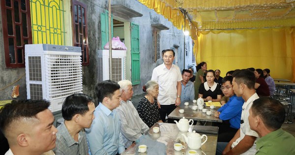 Bà ngoại nam sinh bị nước cuốn xuống cống: 'Cháu ngoan và thương mẹ lắm'