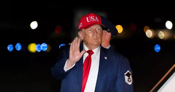 Tổng thống Trump khoe 25 thành tựu trước thềm bầu cử Mỹ